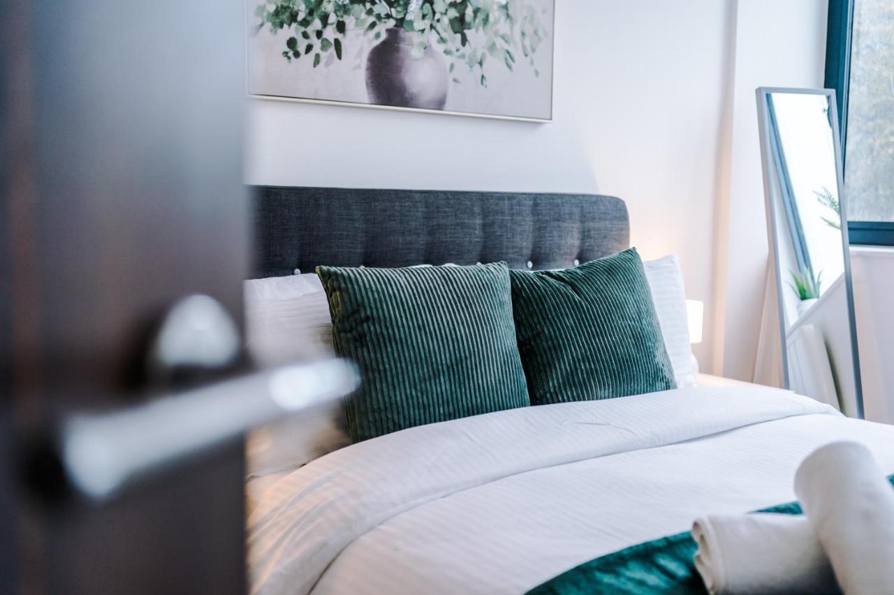 New! Stylish 2-Bed Apartment In Manchester By 53 Degrees Property - Amazing Location, Ideal For Small Groups - Sleeps 4! ภายนอก รูปภาพ